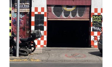 Venta Local Terreno Comercial Calle Lira Santiago