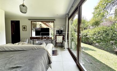 Casa en venta de 6 dorm. en Lo Barnechea