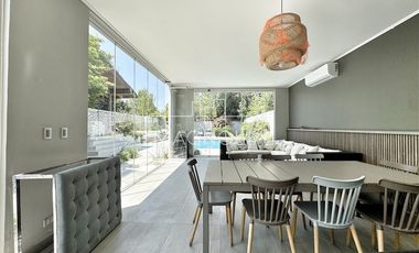 Casa en venta de 6 dorm. en Lo Barnechea