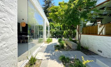 Casa en venta de 6 dorm. en Lo Barnechea