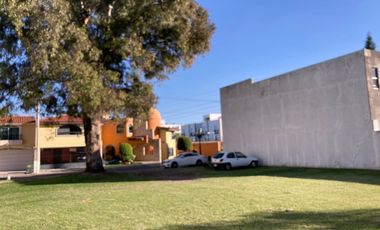 LOTES  EN VENTA EN FRACC CERRADO CON CASETA DE VIGILANCIA