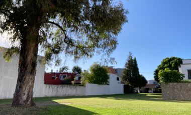 LOTES  EN VENTA EN FRACC CERRADO CON CASETA DE VIGILANCIA