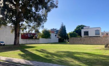 LOTES  EN VENTA EN FRACC CERRADO CON CASETA DE VIGILANCIA