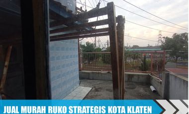 RUMAH SUPER MURAH DI PINGGIR JALAN RAYA GUMULAN KLATEN