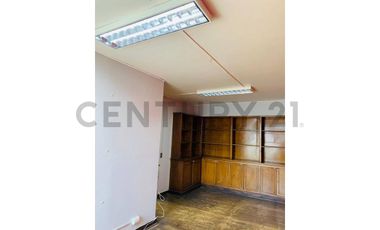 SE VENDE OFICINA EN SANTIAGO CENTRO - SANTA LUCÍA
