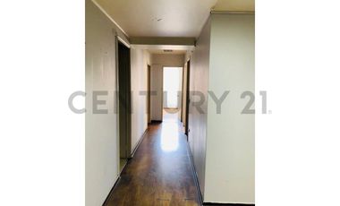 SE VENDE OFICINA EN SANTIAGO CENTRO - SANTA LUCÍA