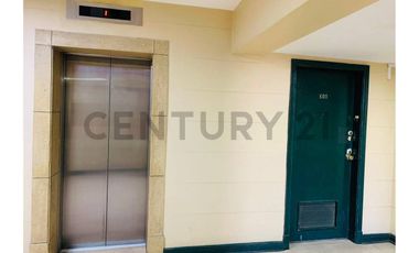 SE VENDE OFICINA EN SANTIAGO CENTRO - SANTA LUCÍA