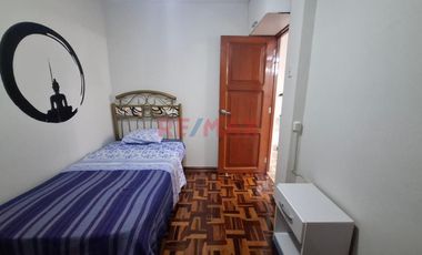 Departamento Amoblado En Alquiler En 2Do Piso En Urbanización Santa Elena  Frente Al Estadio Elías Aguirre - Chiclayo