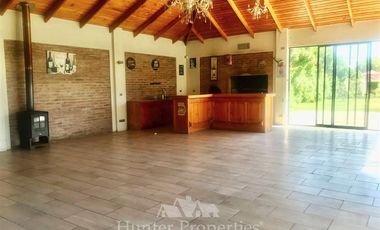 Casa en Venta en por carretera 5 sur tomar camino a unihue y luego camino a barros negros
