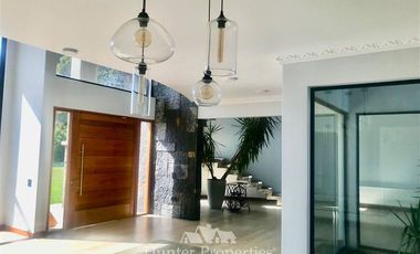 Casa en Venta en por carretera 5 sur tomar camino a unihue y luego camino a barros negros