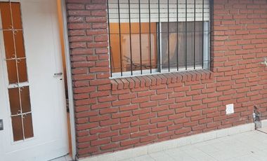 Departamento Tipo Casa en venta en Sarandi Este