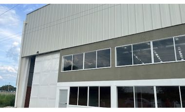 ALQUILA O VENDE BODEGA EN PARQUE INDUSTRIAL VIA CALI PALMIRA