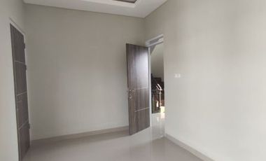 Rumah Mewah Murah Rooftop Luas dkt PEMKOT Cimahi