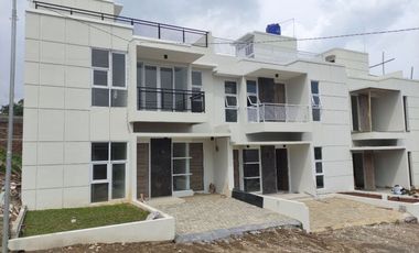 Rumah Mewah Murah Rooftop Luas dkt PEMKOT Cimahi