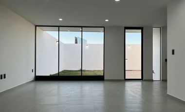 PREVENTA CASA CON ROOF GARDEN COLINAS DEL SOL MORELIA CAS 4015 MOR/RS