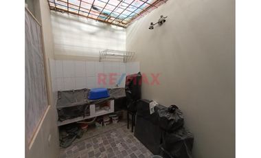 ✨ Vive E Invierte En Villa La Planicie 🏚️ Casa Moderna Con Cochera 🚗 Y Preparada Para 3 Pisos🧱 A Pasos De Av Gustavo Mohme