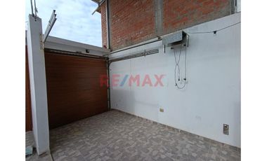 ✨ Vive E Invierte En Villa La Planicie 🏚️ Casa Moderna Con Cochera 🚗 Y Preparada Para 3 Pisos🧱 A Pasos De Av Gustavo Mohme