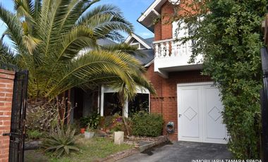 CASA 5 AMBIENTES EN MAR DEL TUYU