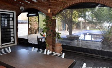 CASA 5 AMBIENTES EN MAR DEL TUYU