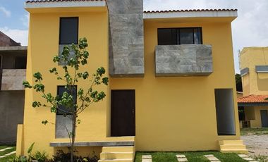 Casa en Fraccionamiento en El Paraíso Jiutepec - ITI-1940-Fr