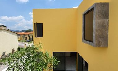 Casa en Fraccionamiento en El Paraíso Jiutepec - ITI-1940-Fr