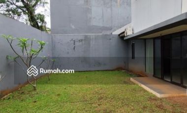 Rumah dengan pohon rimbun di Vermont Parkland, BSD City