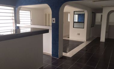 Oficina de 120 m² con 3 privados sobre Av. Ruiz Cortines. Excelente ubicacion