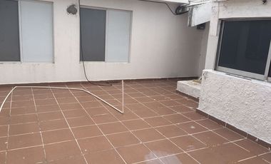 Oficina de 120 m² con 3 privados sobre Av. Ruiz Cortines. Excelente ubicacion