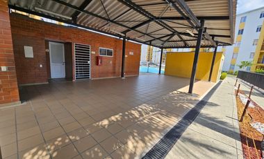 apartamento en arriendo en poblado campestre. Cod A125659