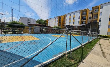 apartamento en arriendo en poblado campestre. Cod A125659