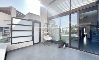 TOWNHOUSE EN VENTA EN AVENIDA EL VALLE, CHAMISERO