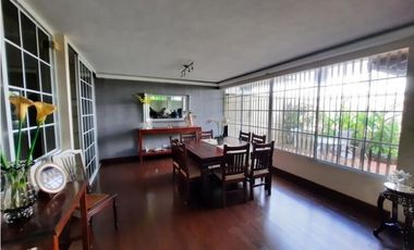 SE VENDE HERMOSA CASA EN LA ALAMEDA AM