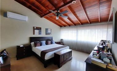 SE VENDE HERMOSA CASA EN LA ALAMEDA AM