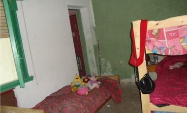 Oportunidad!! Casa sobre calle Belgrano para reciclar