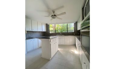 VENTA DE CASA EN EL CARMEN - 6120PG