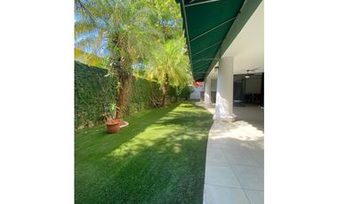 VENTA DE CASA EN EL CARMEN - 6120PG