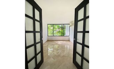 VENTA DE CASA EN EL CARMEN - 6120PG