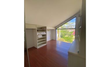 VENTA DE CASA EN EL CARMEN - 6120PG