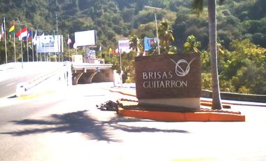 EN VENTA CASA EN ACAPULCO VISTA A LA BAHIA FRACCIONAMIENTO BRISAS GUITARRON
