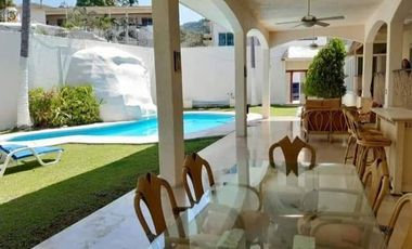EN VENTA CASA EN ACAPULCO VISTA A LA BAHIA FRACCIONAMIENTO BRISAS GUITARRON