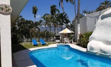 EN VENTA CASA EN ACAPULCO VISTA A LA BAHIA FRACCIONAMIENTO BRISAS GUITARRON