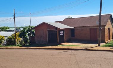 Terreno con casa en venta en Puerto Piray