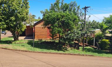 Terreno con casa en venta en Puerto Piray