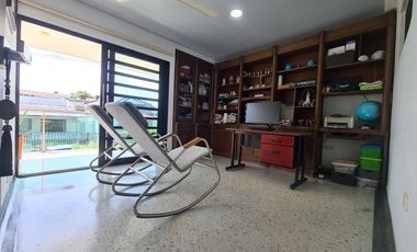 COD. 601 - SE VENDE CASA - BARRIO: BOSTON