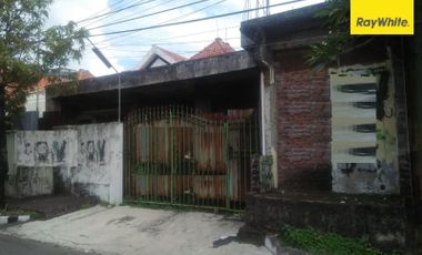 Dijual Rumah Strategis Di Jl. Kampar, Surabaya