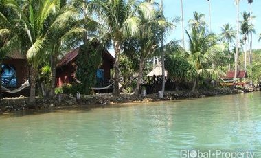 Beachfront Resort in Koh Chang