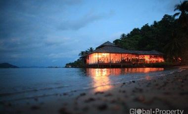 Beachfront Resort in Koh Chang
