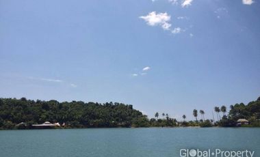 Beachfront Resort in Koh Chang
