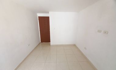 apartamento en arriendo en edificio ferrocarril piso 3 sin acsensor. Cod A13744