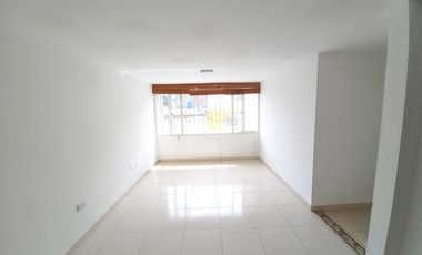 apartamento en arriendo en edificio ferrocarril piso 3 sin acsensor. Cod A13744